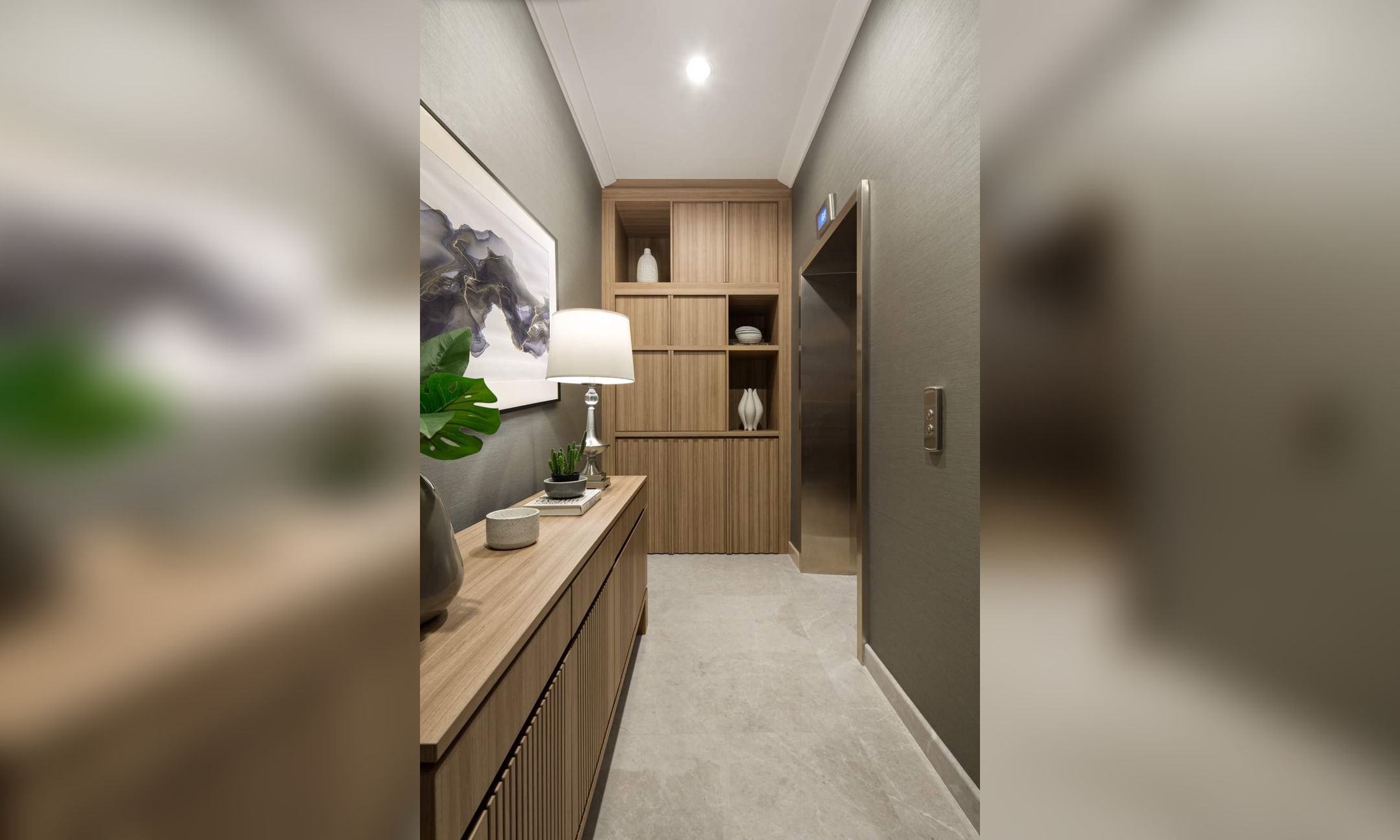 Design Interior Showcase Minimalis bahan HPL Wood kayu warna Coklat brown di Klapa gading  Jakarta Utara